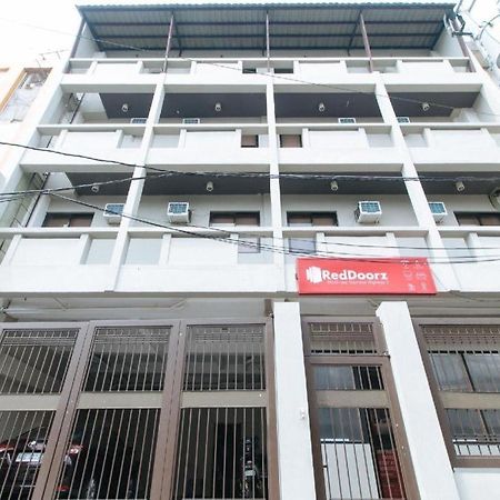 Reddoorz Plus Near Osmena Highway 2 Манила Экстерьер фото