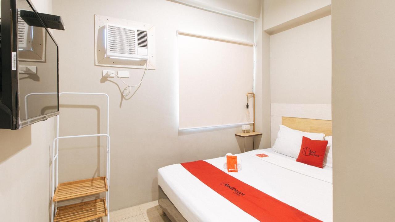 Reddoorz Plus Near Osmena Highway 2 Манила Экстерьер фото