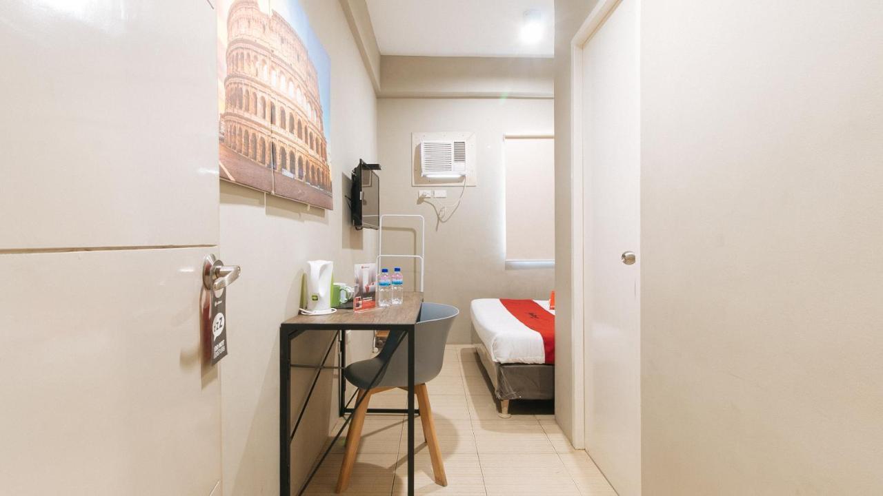Reddoorz Plus Near Osmena Highway 2 Манила Экстерьер фото
