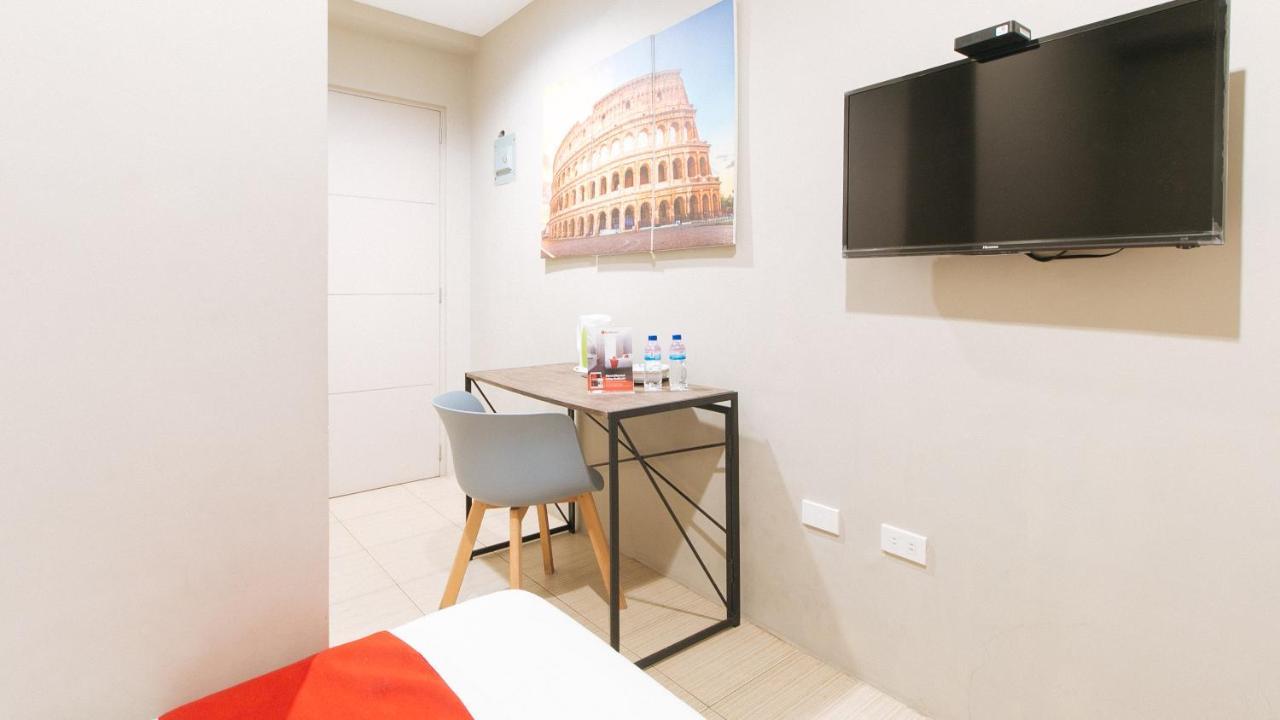 Reddoorz Plus Near Osmena Highway 2 Манила Экстерьер фото