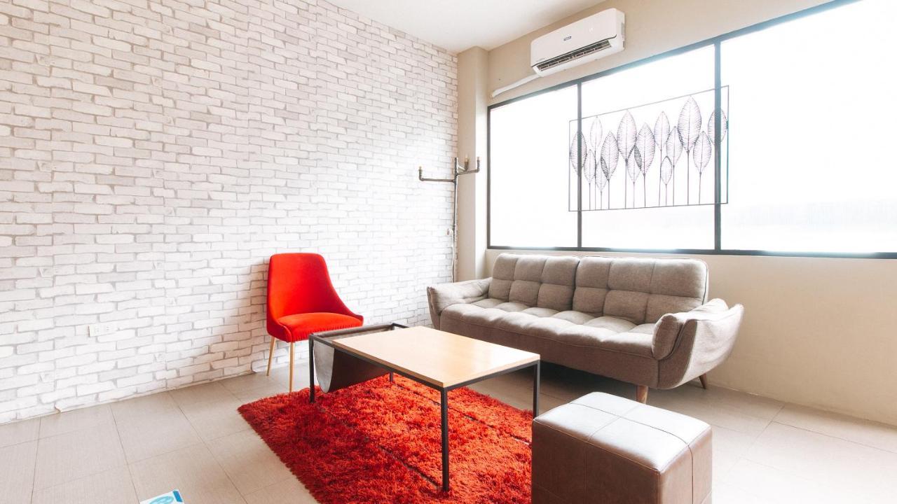 Reddoorz Plus Near Osmena Highway 2 Манила Экстерьер фото